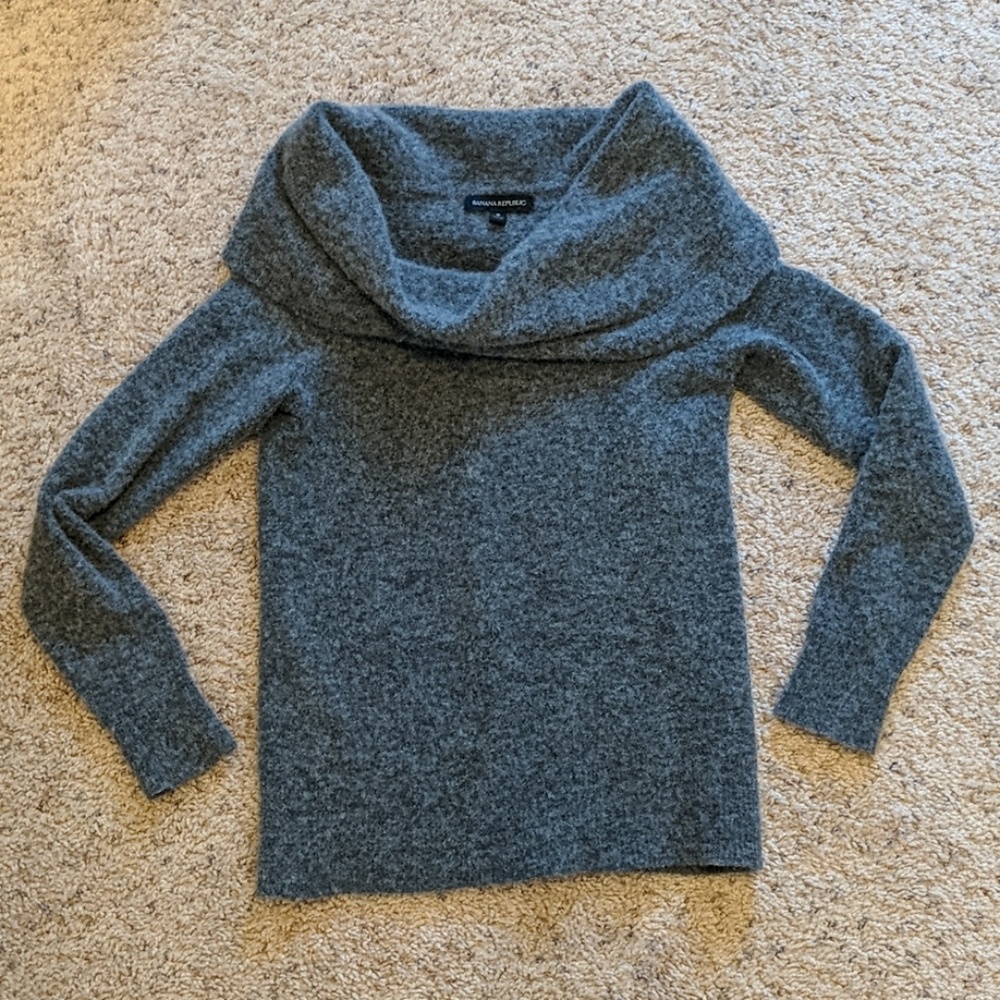 💖Banana republic sweater💖